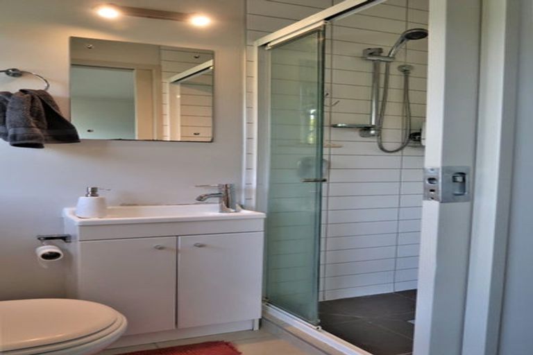 Photo of property in Onslow Heights, 17h Onslow Road, Khandallah, Wellington, 6035