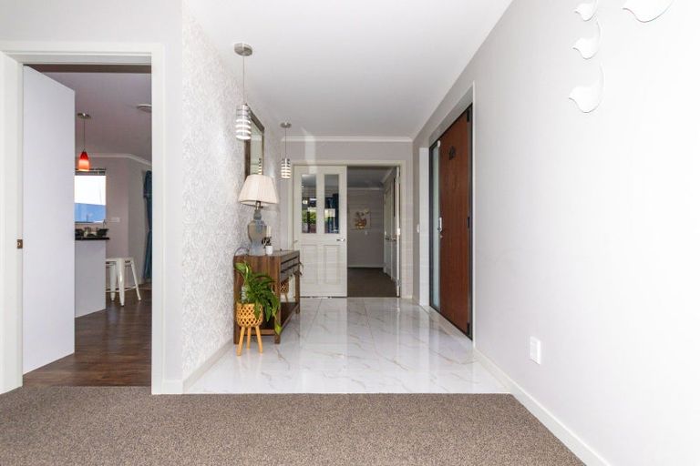 Photo of property in 55 Liberty Grove, Kelvin Grove, Palmerston North, 4414