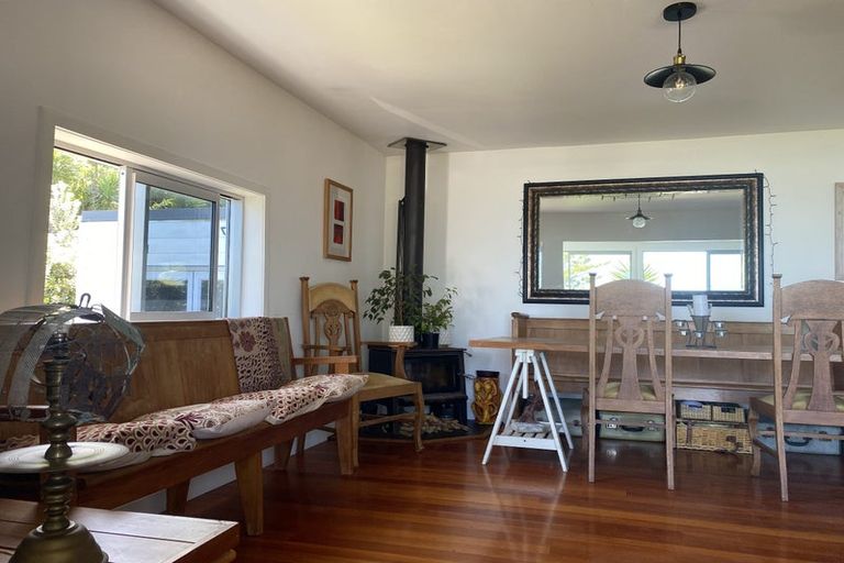 Photo of property in 16 Makorori Beach Road, Makorori, Gisborne, 4073