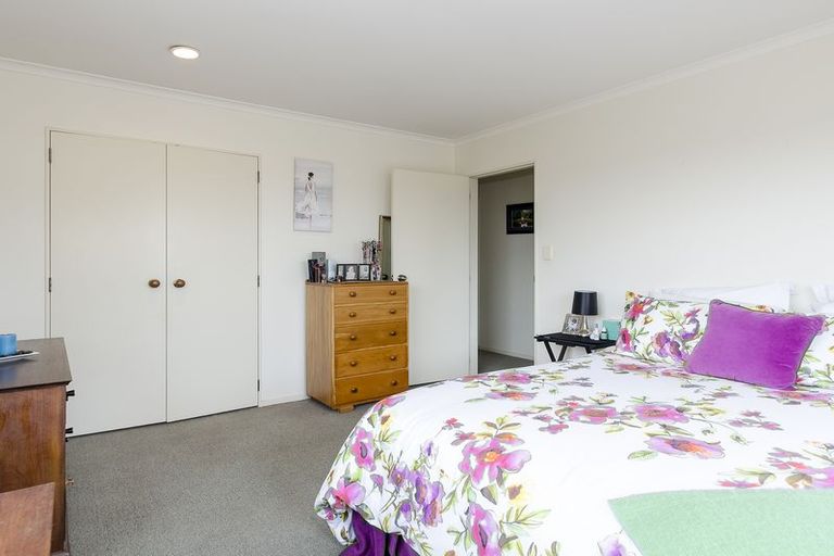 Photo of property in 48 Bell Common Close, Bethlehem, Tauranga, 3110