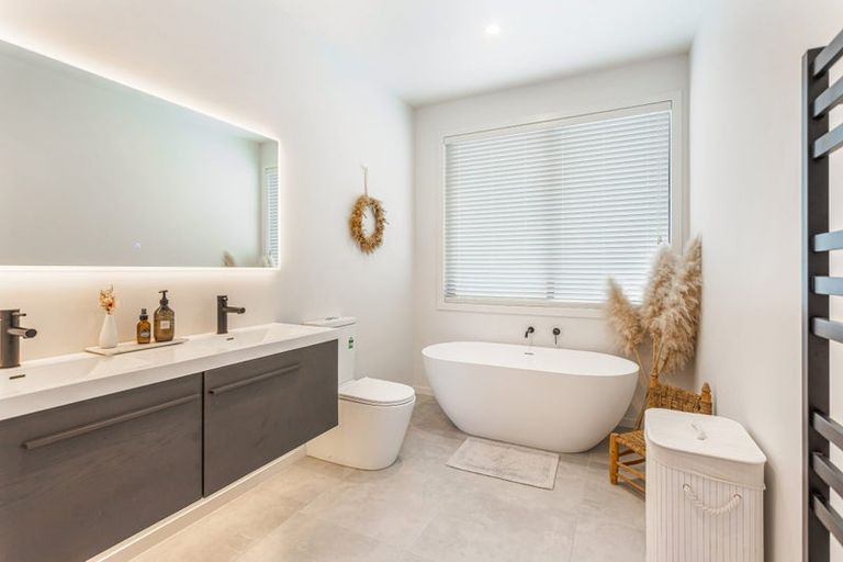 Photo of property in 1502 Weranui Road, Wainui, Silverdale, 0994