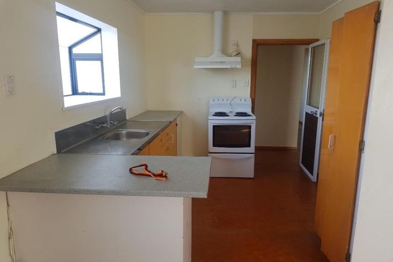 Photo of property in 63 Templeton Place, Clendon Park, Auckland, 2103