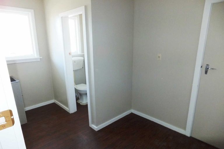 Photo of property in 2/2 Bowen Street, Upper Riccarton, Christchurch, 8041