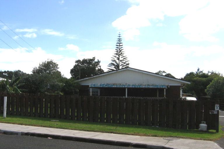 Photo of property in 6/39b Harrington Road, Henderson, Auckland, 0610