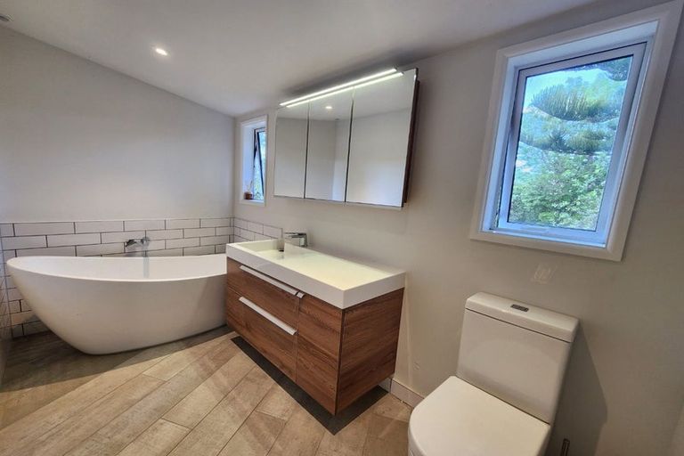 Photo of property in 24 Pendlebury Street, Green Bay, Auckland, 0604