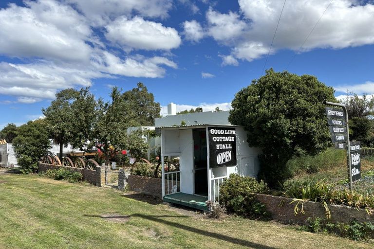 Photo of property in 24 Thousand Acre Road, Alma, Oamaru, 9492