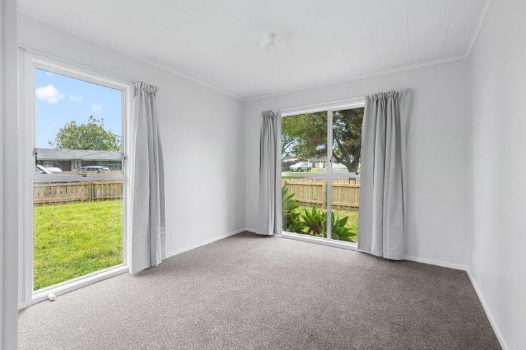 Photo of property in 12 Chantal Place, Red Hill, Papakura, 2110