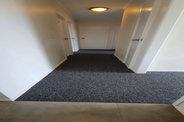 Photo of property in 26 Burbank Avenue, Manurewa, Auckland, 2102