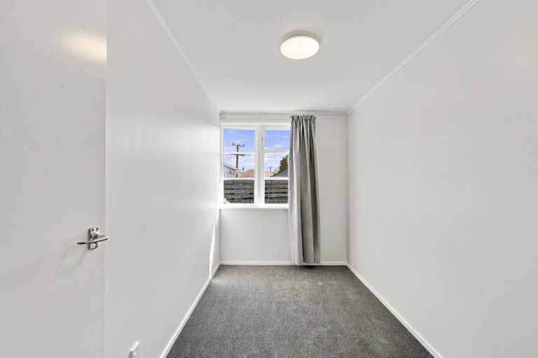Photo of property in 61 Parsons Street, Frankleigh Park, New Plymouth, 4310