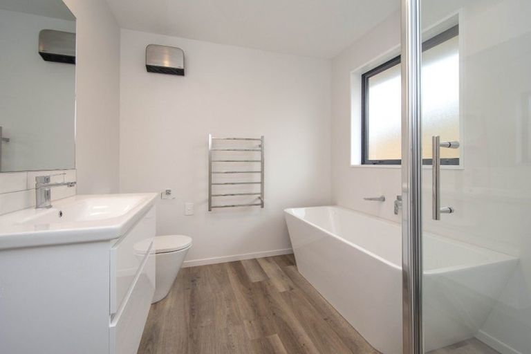 Photo of property in 13 Weaver Street, Woodend, 7691