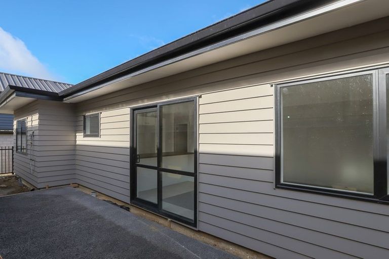 Photo of property in 2/19 Onukutara Place, Huntington, Hamilton, 3281