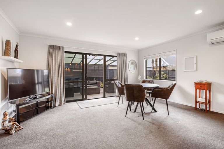 Photo of property in 30 Taiore Crescent, Marshland, Christchurch, 8083