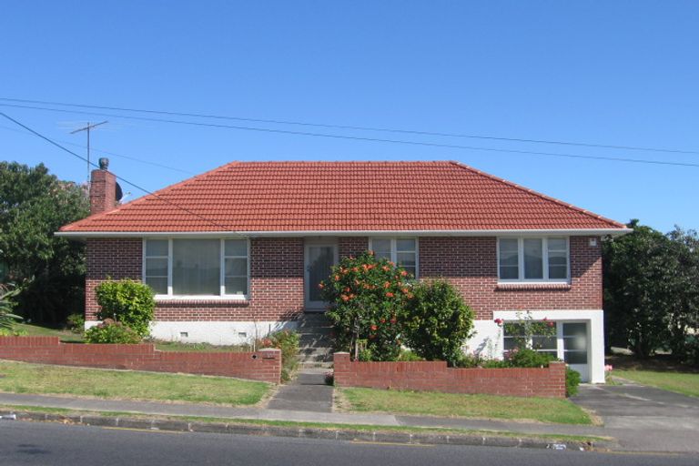 Photo of property in 68 Delta Avenue, New Lynn, Auckland, 0600