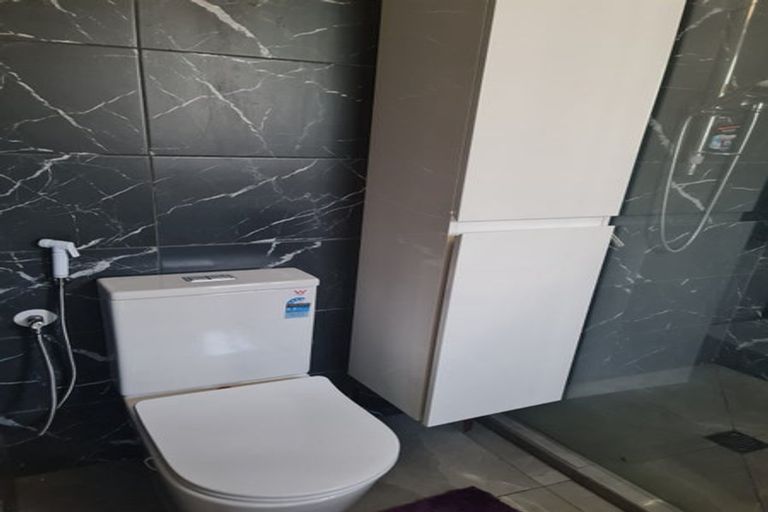 Photo of property in 44 Dickson Crescent, Hornby, Christchurch, 8042