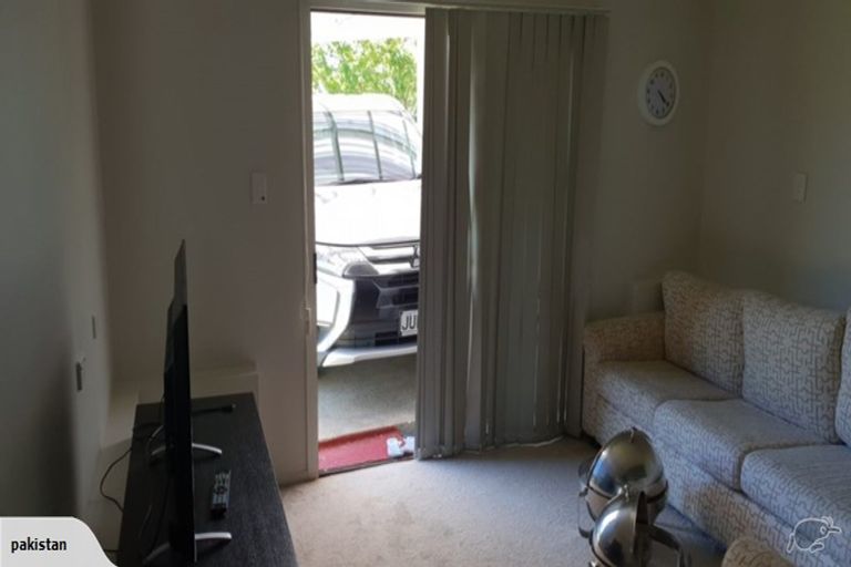 Photo of property in 60 Everglade Drive, Goodwood Heights, Auckland, 2105