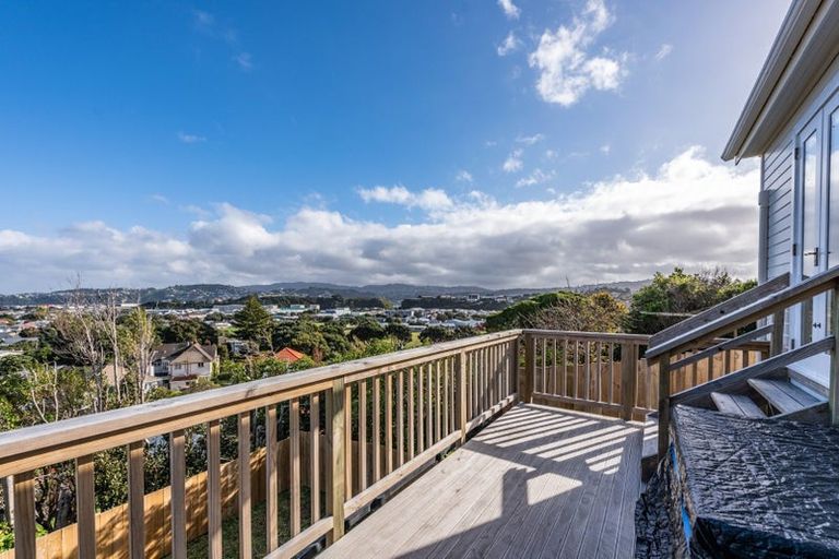 Photo of property in 46 Townsend Road, Miramar, Wellington, 6022