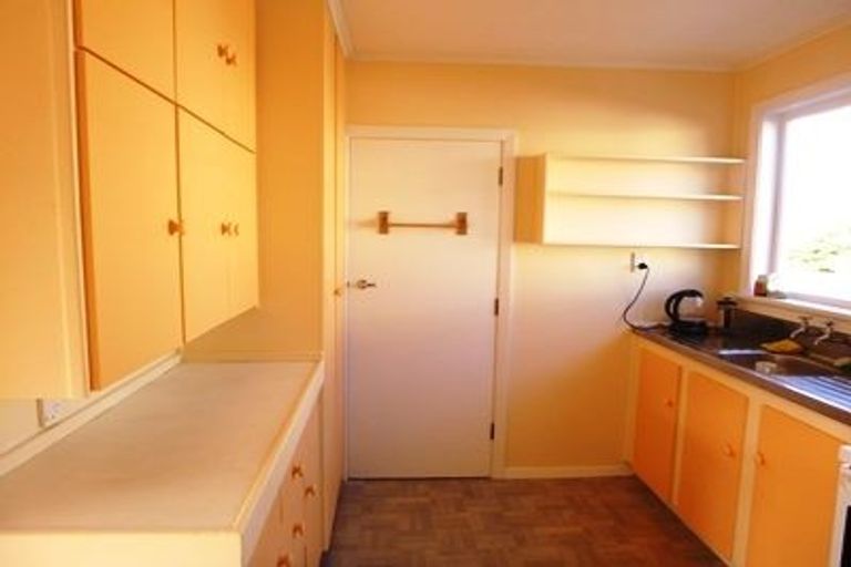 Photo of property in Silver Birch Court, 5/567u High Street, Boulcott, Lower Hutt, 5010