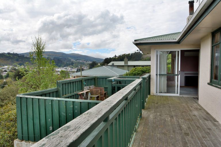 Photo of property in 78 Hocken Street, Kenmure, Dunedin, 9011