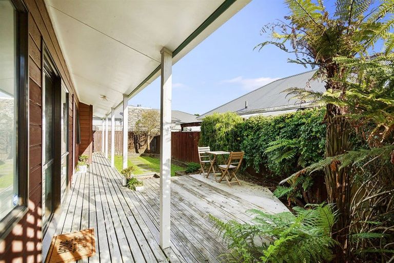 Photo of property in 36a Beauchamp Street, Tawa, Wellington, 5028