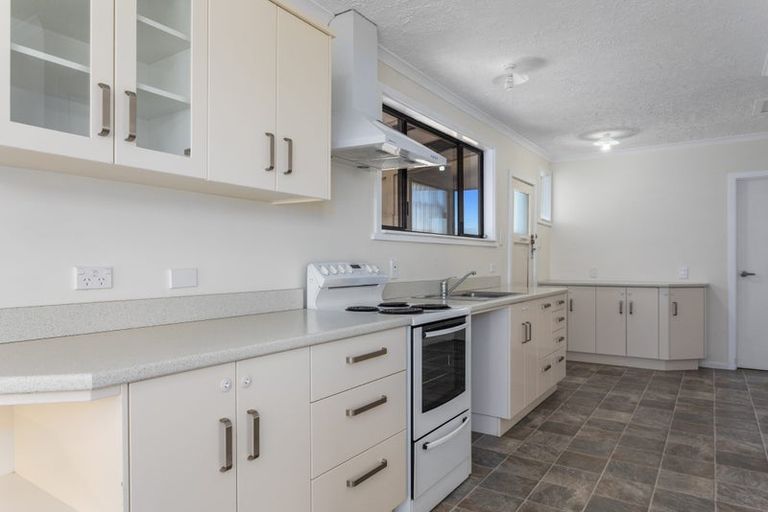 Photo of property in 18 Kowhai Avenue, Edgecumbe, 3120