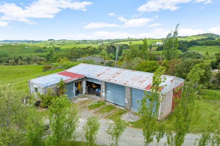 Photo of property in 91 Whaka Street, Maungaturoto, 0520