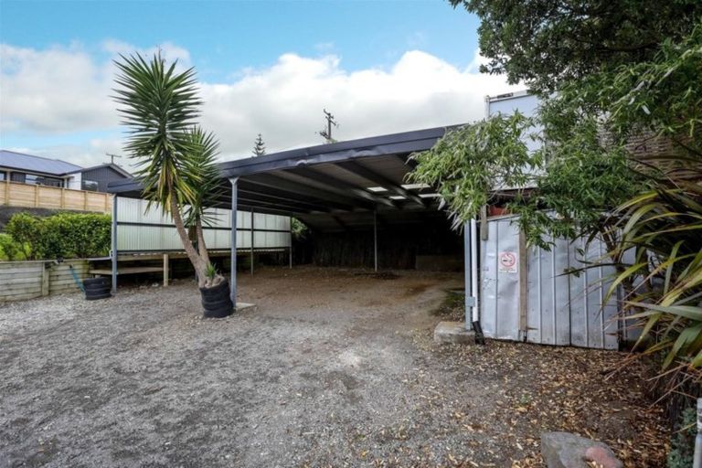 Photo of property in 17 Lawry Street, Blagdon, New Plymouth, 4310