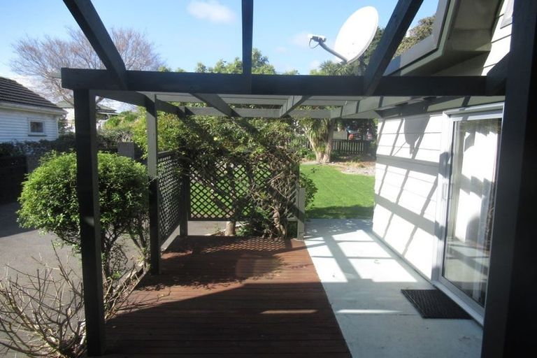 Photo of property in 13 Moa Road, Raumati Beach, Paraparaumu, 5032