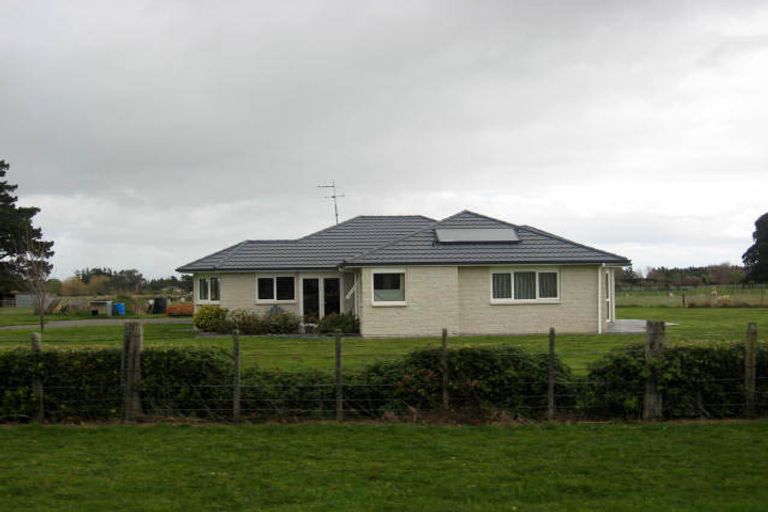 Photo of property in 137 Kent Street, Carterton, 5713