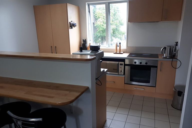 Photo of property in 433b West Coast Road, Glen Eden, Auckland, 0602