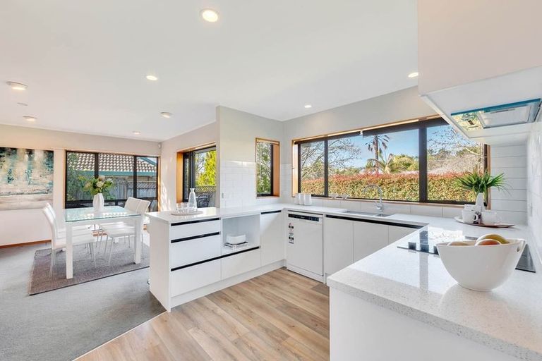 Photo of property in 7 Excelsa Place, Albany, Auckland, 0632