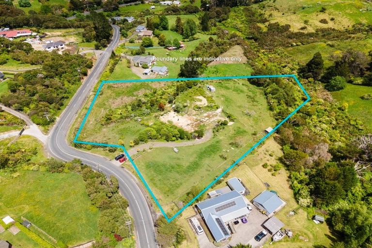 Photo of property in 309-323 Birdwood Road, Massey, Auckland, 0614