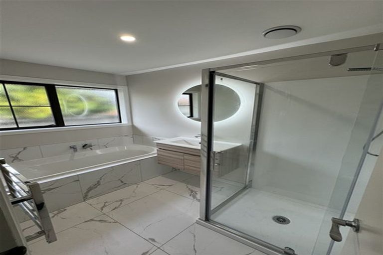 Photo of property in 1/172 Sawyers Arms Road, Bishopdale, Christchurch, 8053