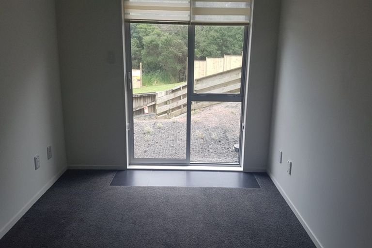 Photo of property in 106 Glendhu Road, Bayview, Auckland, 0629