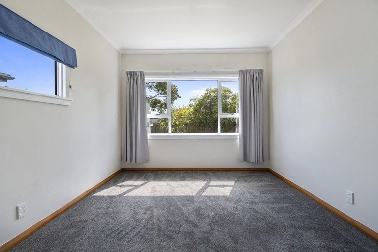 Photo of property in 63 Guy Avenue, Takaro, Palmerston North, 4410