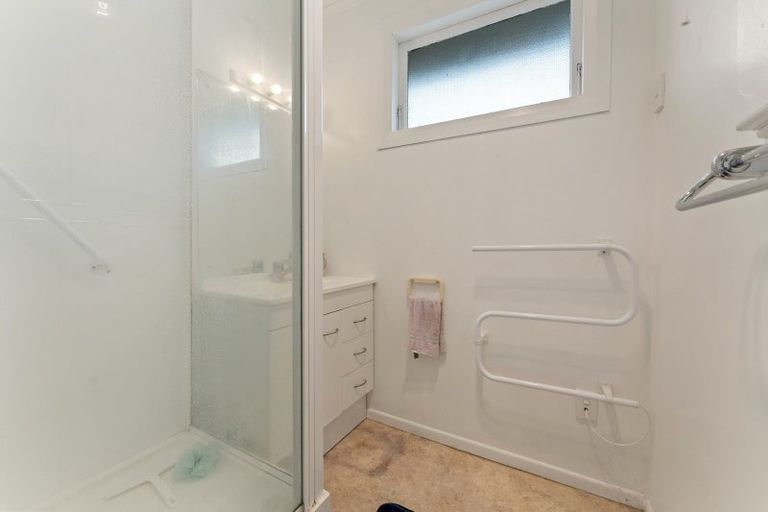 Photo of property in 76 Lethbridge Street, Feilding, 4702