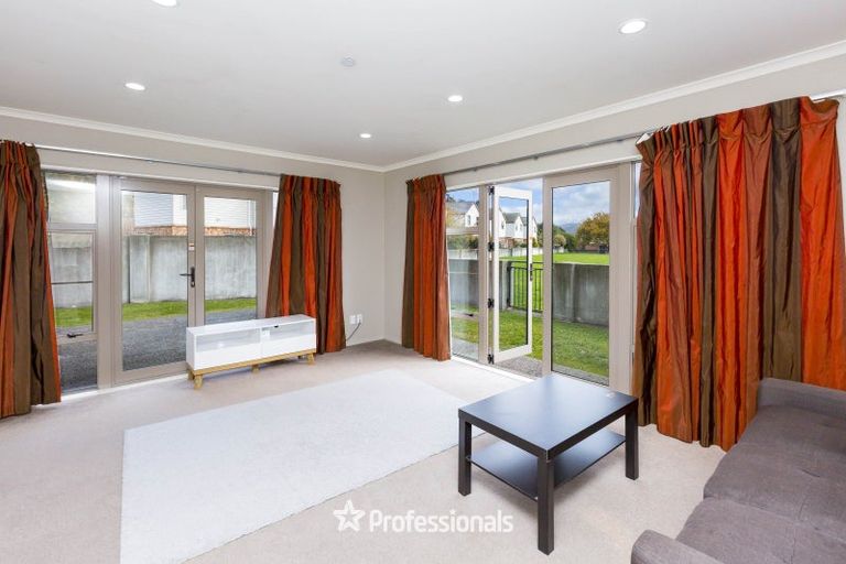 Photo of property in 64 Evergreen Crescent, Trentham, Upper Hutt, 5018
