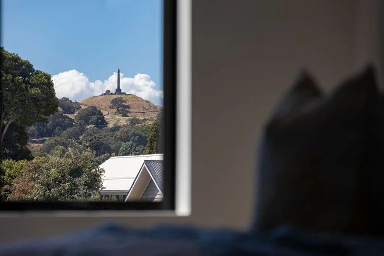 Photo of property in 10 Boyd Avenue, Mangere Bridge, Auckland, 2022