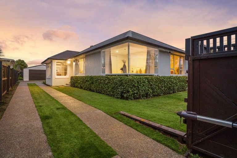 Photo of property in 189 Estuary Road, South New Brighton, Christchurch, 8062