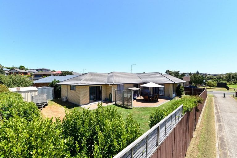 Photo of property in 51 Twickenham Place, Nawton, Hamilton, 3200