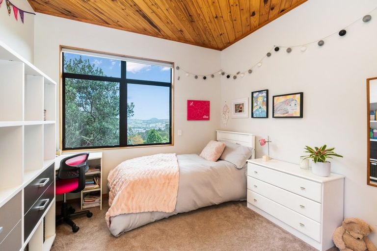 Photo of property in 118 Memorial Drive, Parahaki, Whangarei, 0112