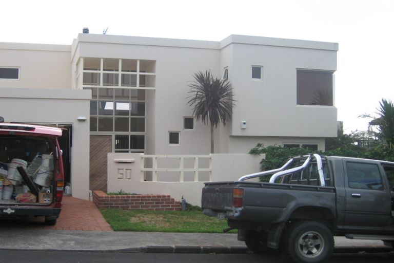 Photo of property in 50 Mcbreen Avenue, Northcote, Auckland, 0627
