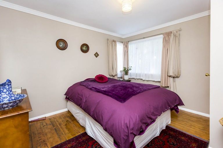 Photo of property in 2 Pokaka Street, Birchville, Upper Hutt, 5018