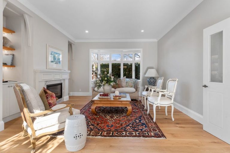 Photo of property in 43 Tomes Road, St Albans, Christchurch, 8052