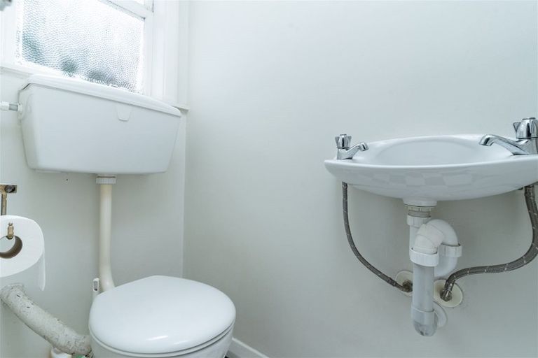 Photo of property in 9 Lyall Place, Bryndwr, Christchurch, 8053