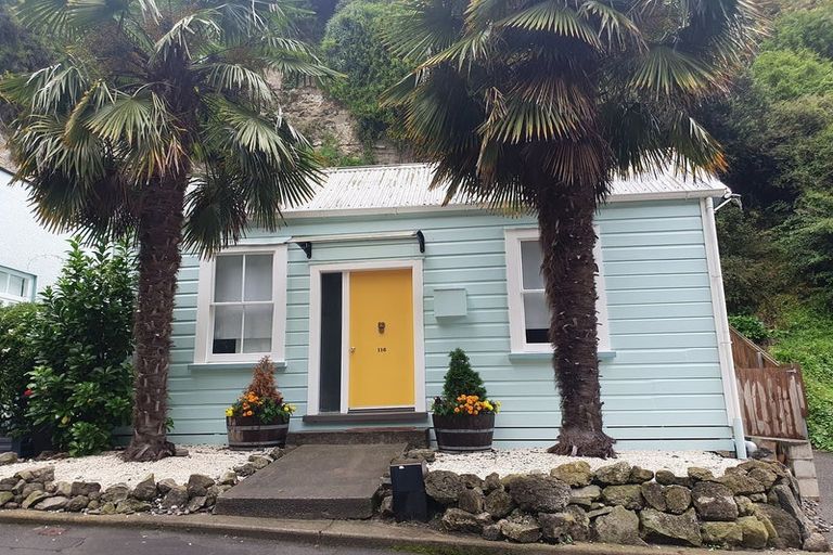 Photo of property in 116 Shakespeare Road, Bluff Hill, Napier, 4110