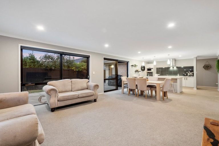 Photo of property in 59 Kahuparere Crescent, Pyes Pa, Tauranga, 3112