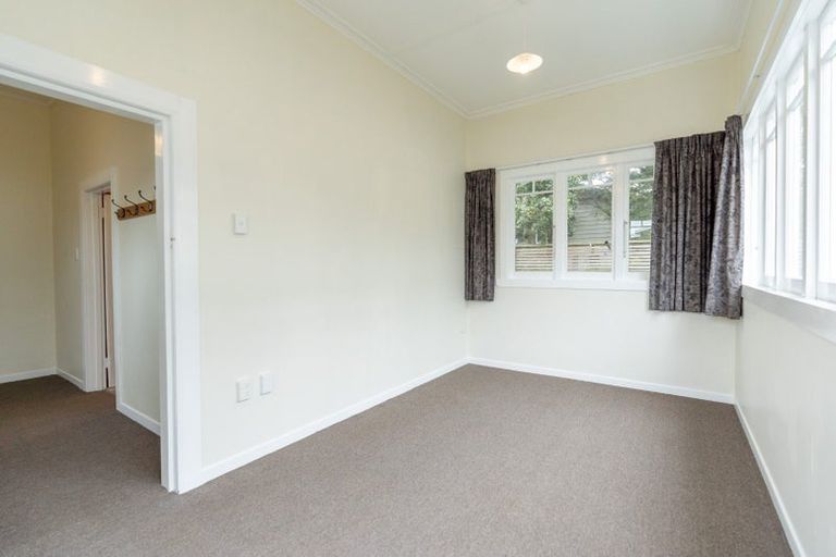 Photo of property in 24 Aroha Street, Takaro, Palmerston North, 4410