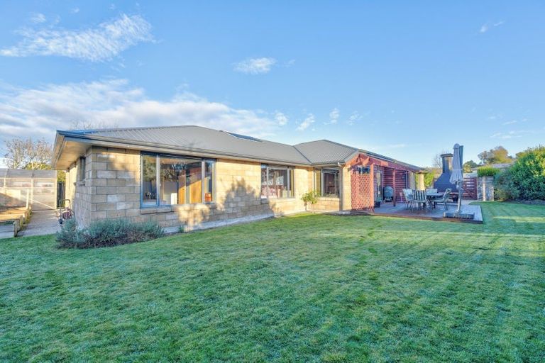 Photo of property in 6 Robina Place, Gore, 9710