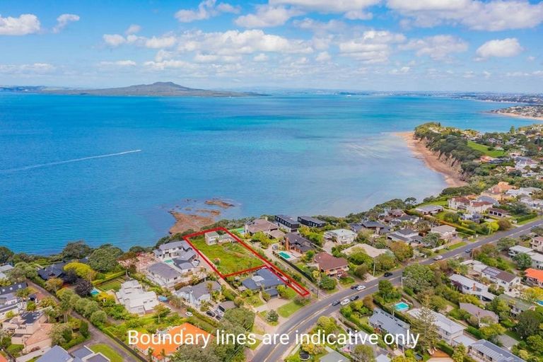 Photo of property in 247 Beach Road, Campbells Bay, Auckland, 0630