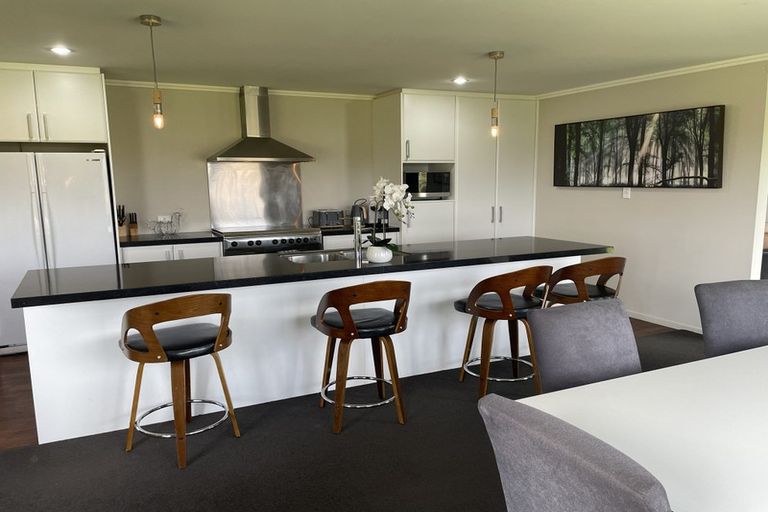 Photo of property in 326 Paraite Road, Paraite, New Plymouth, 4373